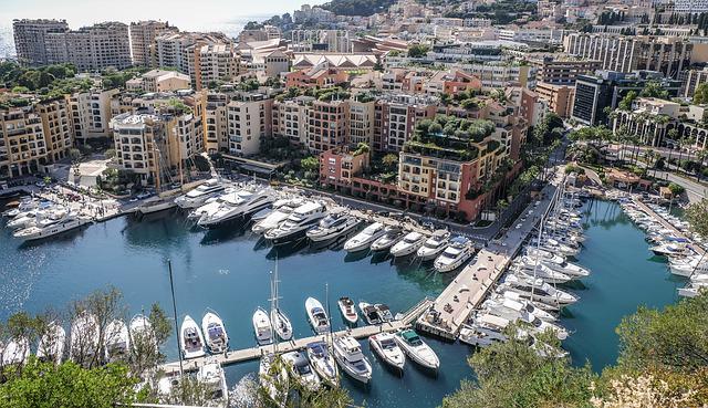 Luxury yacht charter mediterranean